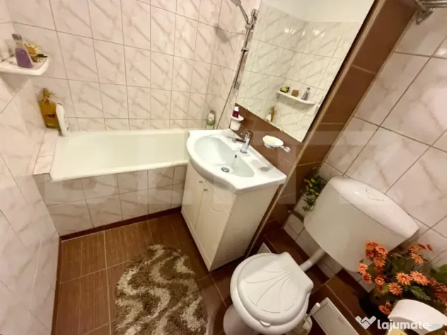 Apartament 2 camere, decomandat, zona Ciuperca