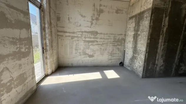 Spatiu comercial Otopeni - Odai - 89 mp