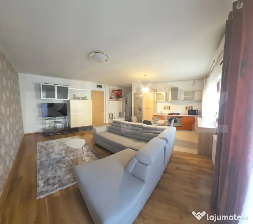 De închiriat: Apartament modern cu 3 camere, 2 băi, 2 tera
