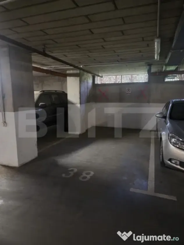 De închiriat: Apartament modern cu 3 camere, 2 băi, 2 tera
