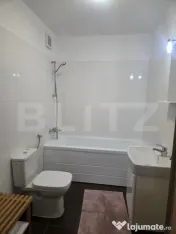 De închiriat: Apartament modern cu 3 camere, 2 băi, 2 tera