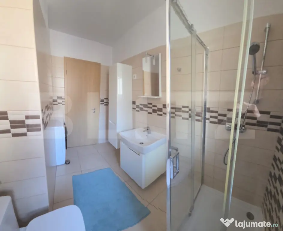 De închiriat: Apartament modern cu 3 camere, 2 băi, 2 tera