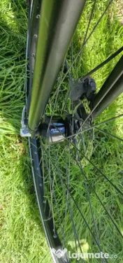 Vând Raleigh Nightflight Premium – Eleganță, Viteză și Confort Urban! 