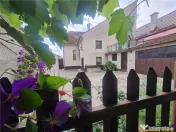 Casa cu vatra traditionala, gradina, garaj, facilitati, Codl