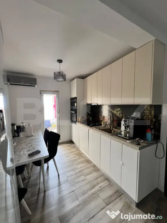 Apartament modern cu 2 camere în Sărari