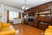 Apartament ultracentral Pitesti cu vedere panoramică –...