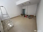 Spațiu comercial de închiriat, 60 mp, Centru