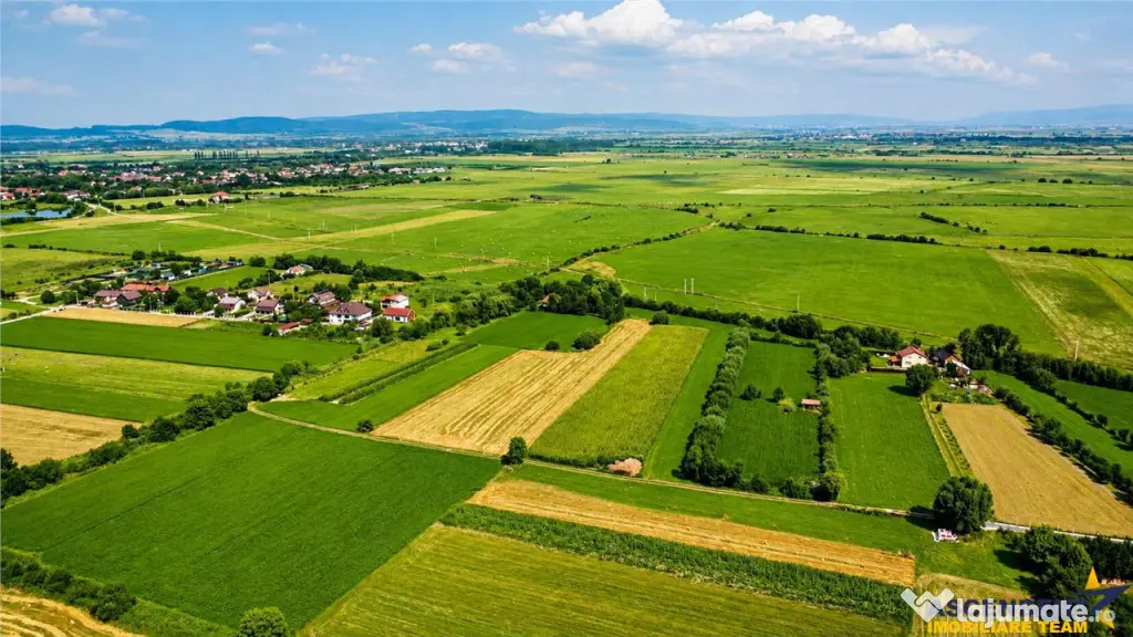 6 parcele cu autorizatie de construire si proiect aprobat: S