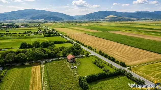 6 parcele cu autorizatie de construire si proiect aprobat: S