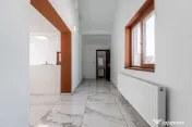 Spațiu modern pentru afacerea ta pe strada Cetatii Comis...