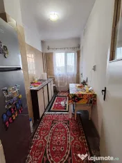 3 camere, decomandat, et 7/10, bloc din 1978/ Drumul Taberei 