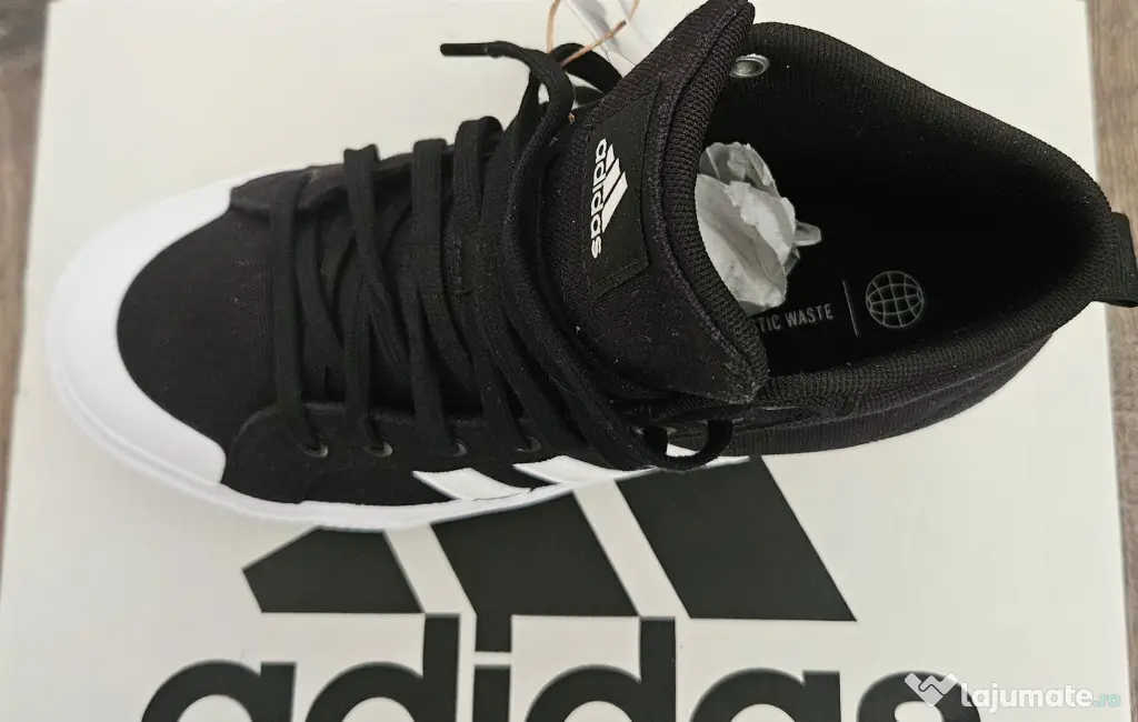 teneși negri adidas
