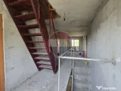 DE VANZARE Casă cu livadă lângă Lacul Făcău 30 min ...