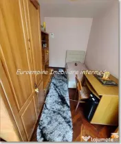 Apartament 3 camere semidecomandat zona Abator 