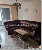 Apartament 3 camere semidecomandat zona Abator 