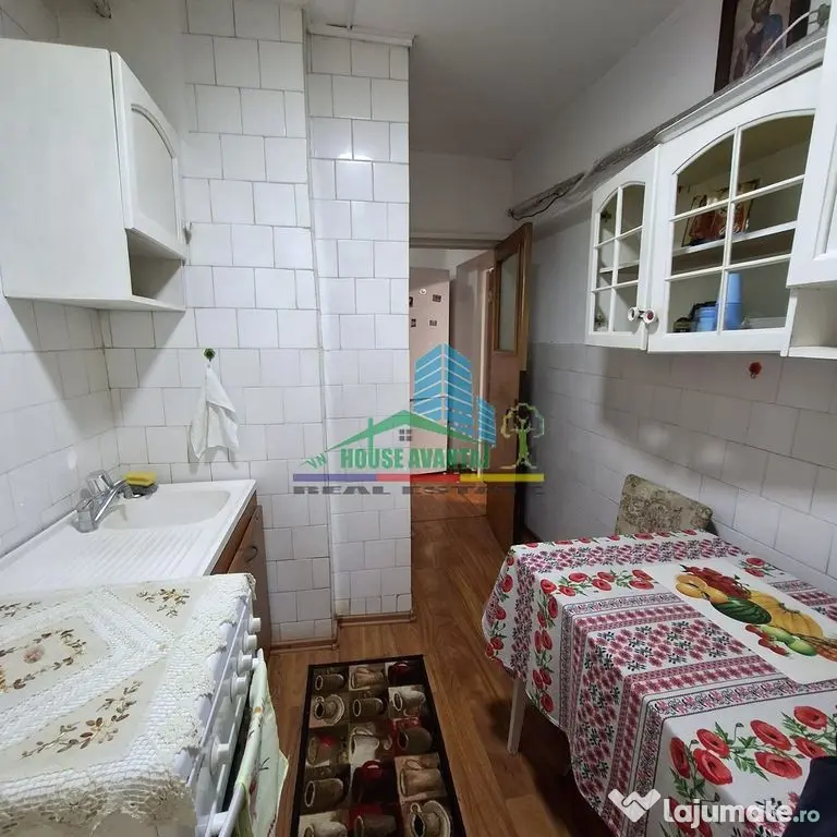 Apartament 3 camere zona Gara