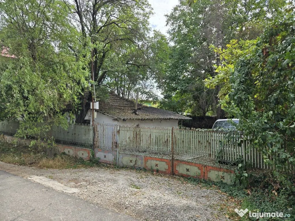 CREVEDIA - DARZA - TEREN 884MP I UTILITATI IN ZONA I COMI...