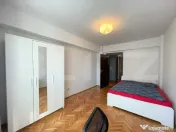 Apartament 3 camere, decomandat, 80 mp, balcon, Piata Cipari 