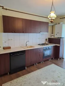 Apartament de vanzare semidecomandat ,2 camere 63 mp , zona