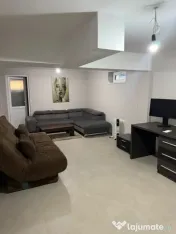 Apartament 3 camere 59,9 MP Zona Teilor