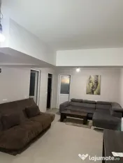 Apartament 3 camere 59,9 MP Zona Teilor