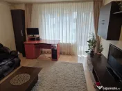 Apartament de vanzare semidecomandat ,3 camere 61 mp , zona