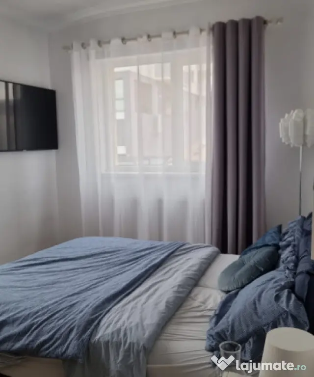 Apartament 3 CAMERE, SU 65MP, ZONA CETĂȚII
