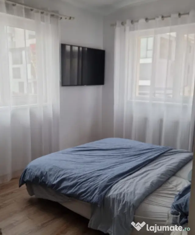 Apartament 3 CAMERE, SU 65MP, ZONA CETĂȚII