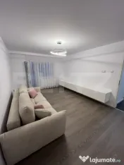 Apartament 3 camere, decomandat, parcare, zona UMF 