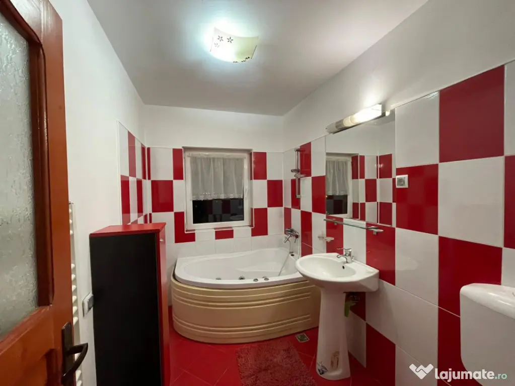 Apartament 3 camere, 56.mp | Zona Buna ziua