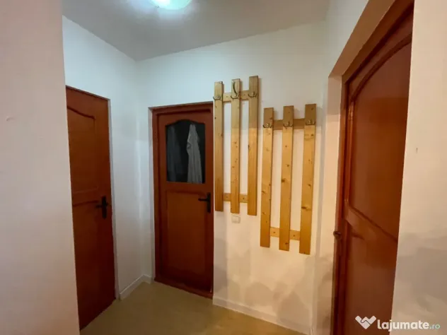 Apartament 3 camere, 56.mp | Zona Buna ziua