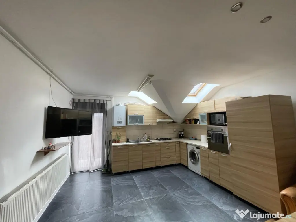 Apartament 3 camere, 56.mp | Zona Buna ziua