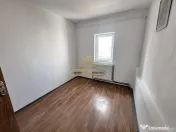 De vanzare apartament 2 camere decomandate Bacau 