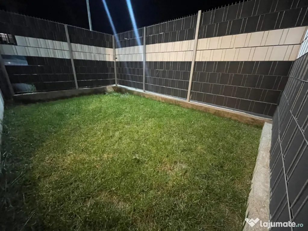 Apartament cu 2 camere si 2 gradini, zona Cetatii!