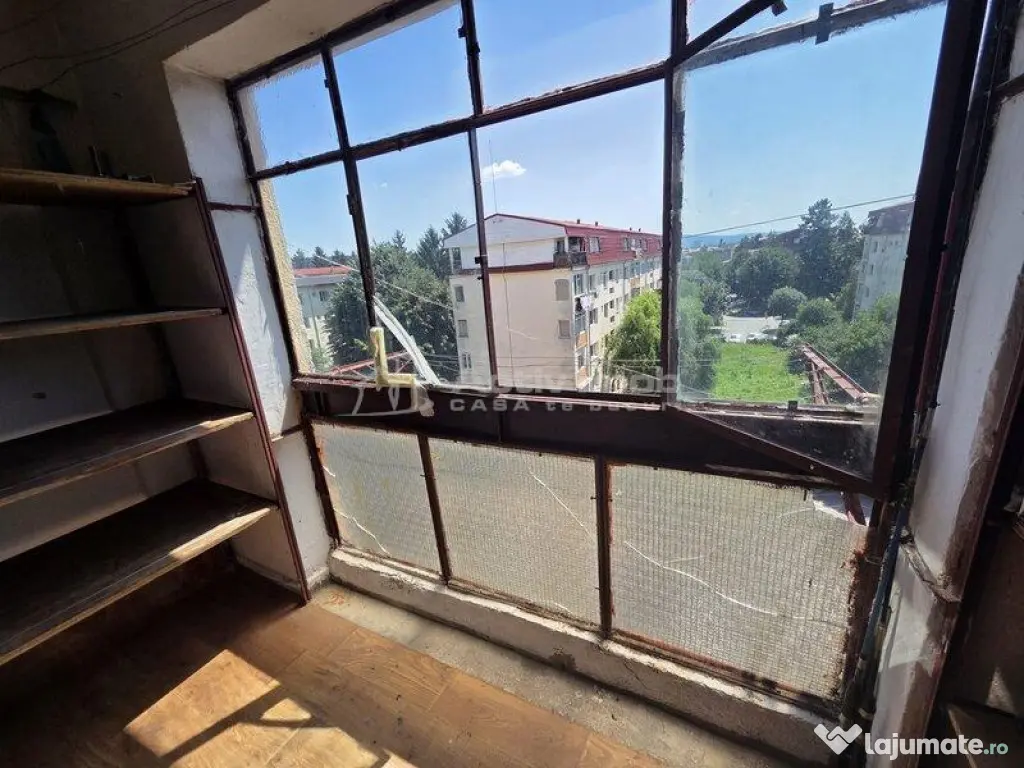 2 cam Ramnicu Valcea, Nord- str. Rapsodiei, centrala termica