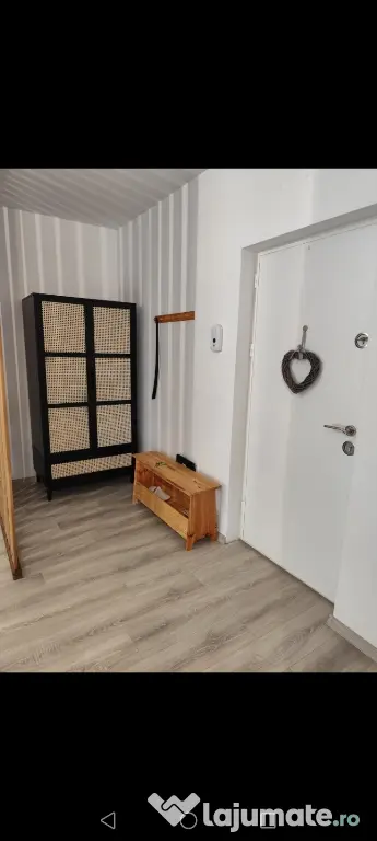 Închiriez apartament 2 camere 3 minute de shopping city Selimbar