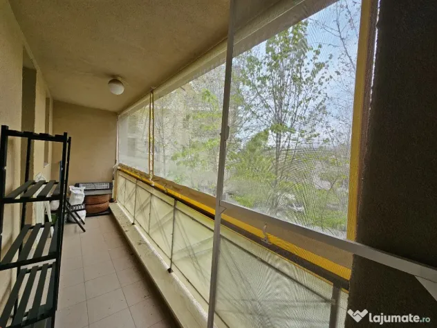 Apartament 2 camere, loc de parcare, metrou Berceni