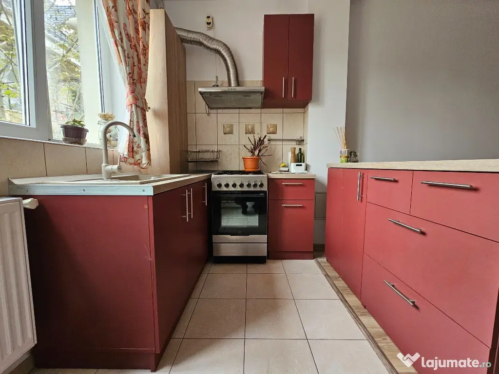 Apartament 2 camere, loc de parcare, metrou Berceni