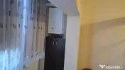Inchiriez garsoniera in Deva, zona Saturn (Politie), decomandata, et 2 