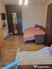 Inchiriez garsoniera in Deva, zona Saturn (Politie), decomandata, et 2