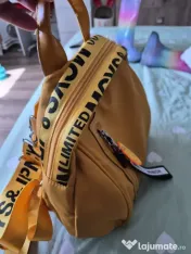 Vand rucsac nou 
