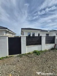 Duplex parter - 2 dormitoare - 2 bai - zona excelenta la 4 b