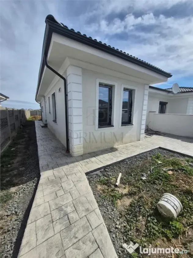 Duplex parter - 2 dormitoare - 2 bai - zona excelenta la 4 b