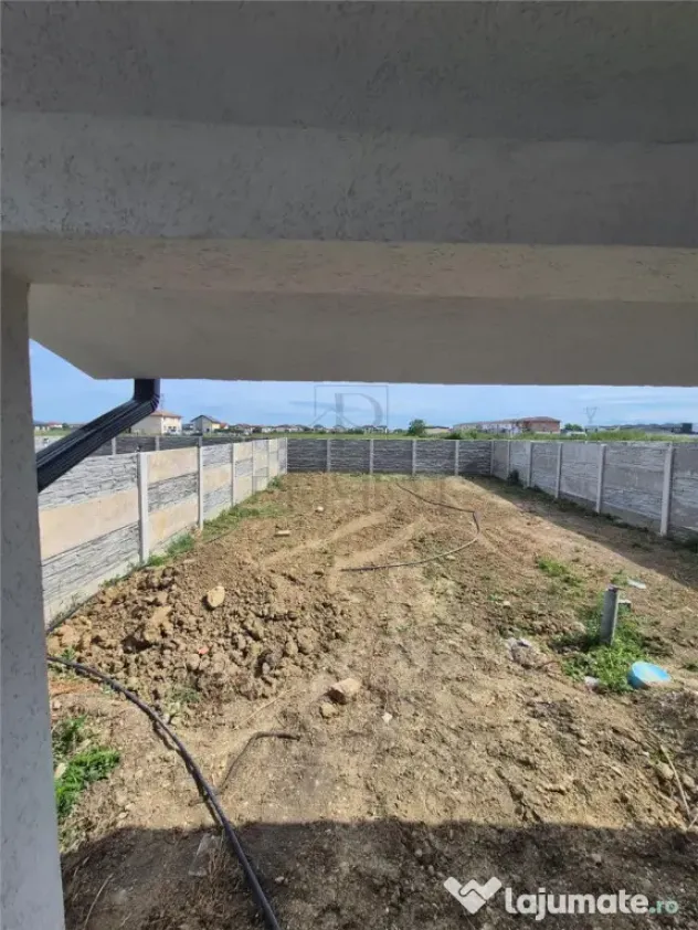 Duplex parter - 2 dormitoare - 2 bai - zona excelenta la 4 b