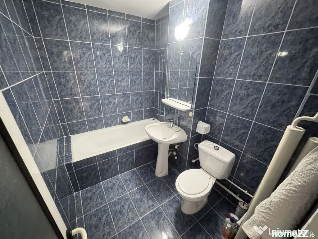 Apartament 3 camere zona Tomis 3 cu Gaze