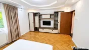 13 Septembrie | 2 camere | 60mp | Parter | centrala | 650...