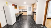 13 Septembrie | 2 camere | 60mp | Parter | centrala | 650...