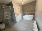 Vila de lux , 272 mp construiti , 800 mp teren , zona rezide 