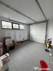 Vila de lux , 272 mp construiti , 800 mp teren , zona rezide 