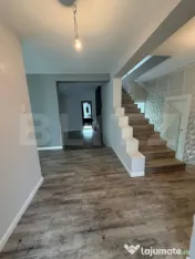 Vila de lux , 272 mp construiti , 800 mp teren , zona rezide 
